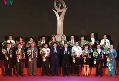 TRUONG SINH GROUP VINH DỰ NHẬN GIẢI THƯỞNG CHẤT LƯỢNG QUỐC GIA NĂM 2018